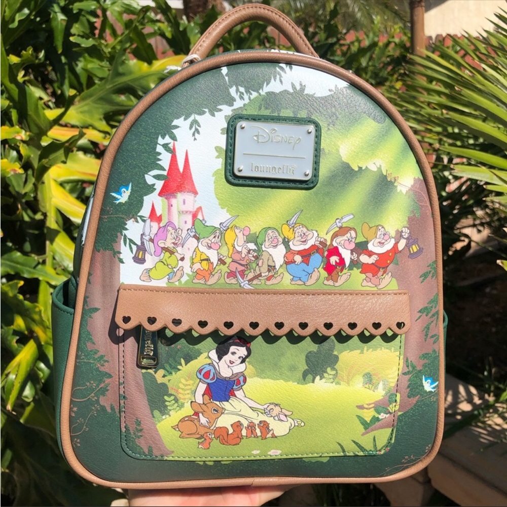 New with tags Snow White and the seven dwarves woodland Loungefly